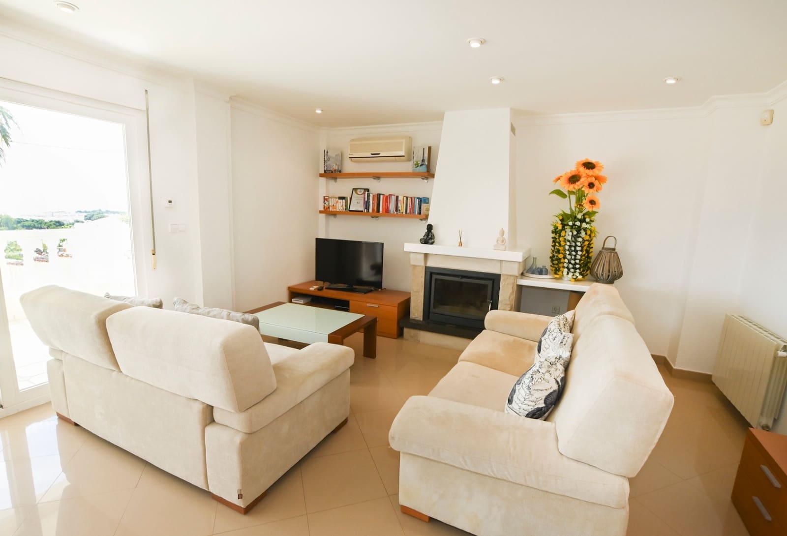 6 Zimmer Villa zu verkaufen in Calpe / Calp - 855.000 € (Ref: 9496871)