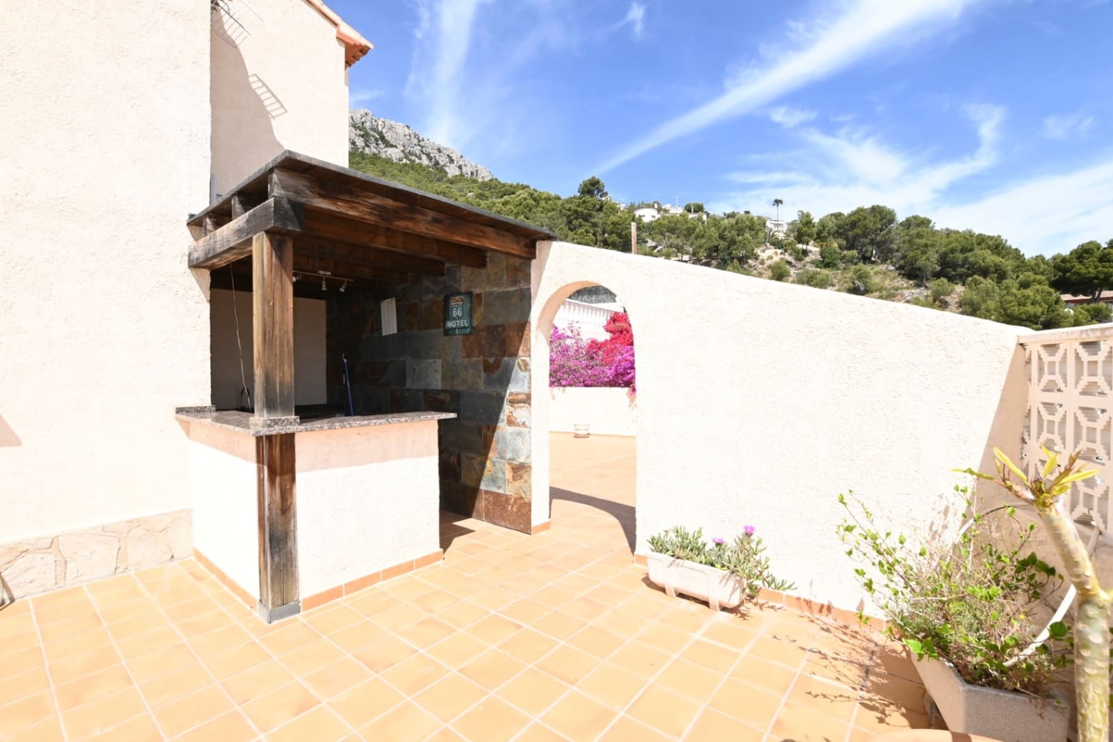 6 Zimmer Villa zu verkaufen in Calpe / Calp - 855.000 € (Ref: 9496871)