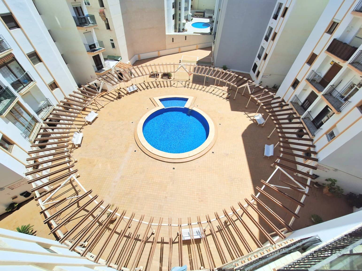 3 Zimmer Apartment zu verkaufen in Calpe / Calp mit Pool - 285.000 € (Ref: 9501859)