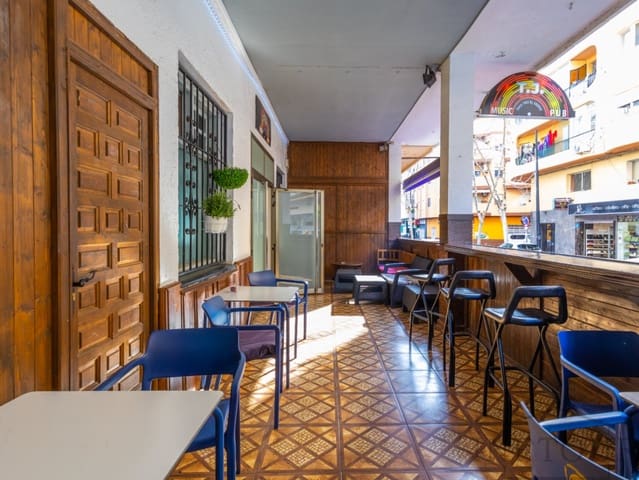 Restaurant/Bar for sale in Calpe / Calp - € 300,000 (Ref: 9523978)