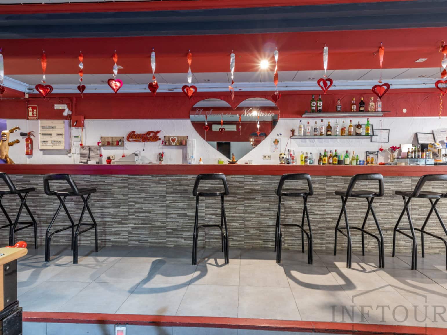 Bar/Restaurante en Calpe / Calp en venta - 300.000 € (Ref: 9523978)