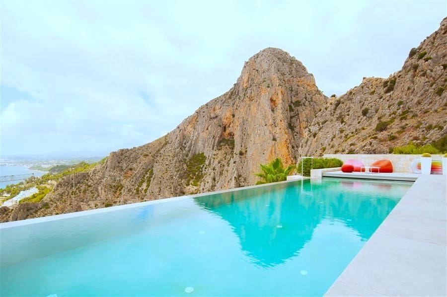 3 soveværelse Villa til salg i Calpe / Calp med swimmingpool - € 2.980.000 (Ref: 9536650)