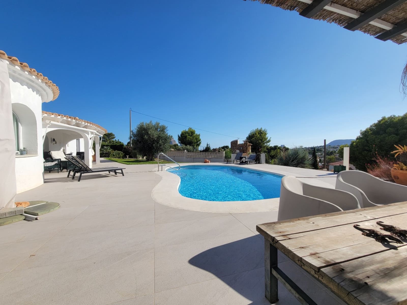 3 sovrum Villa till salu i Calpe / Calp med pool garage - 795 000 € (Ref: 9543072)