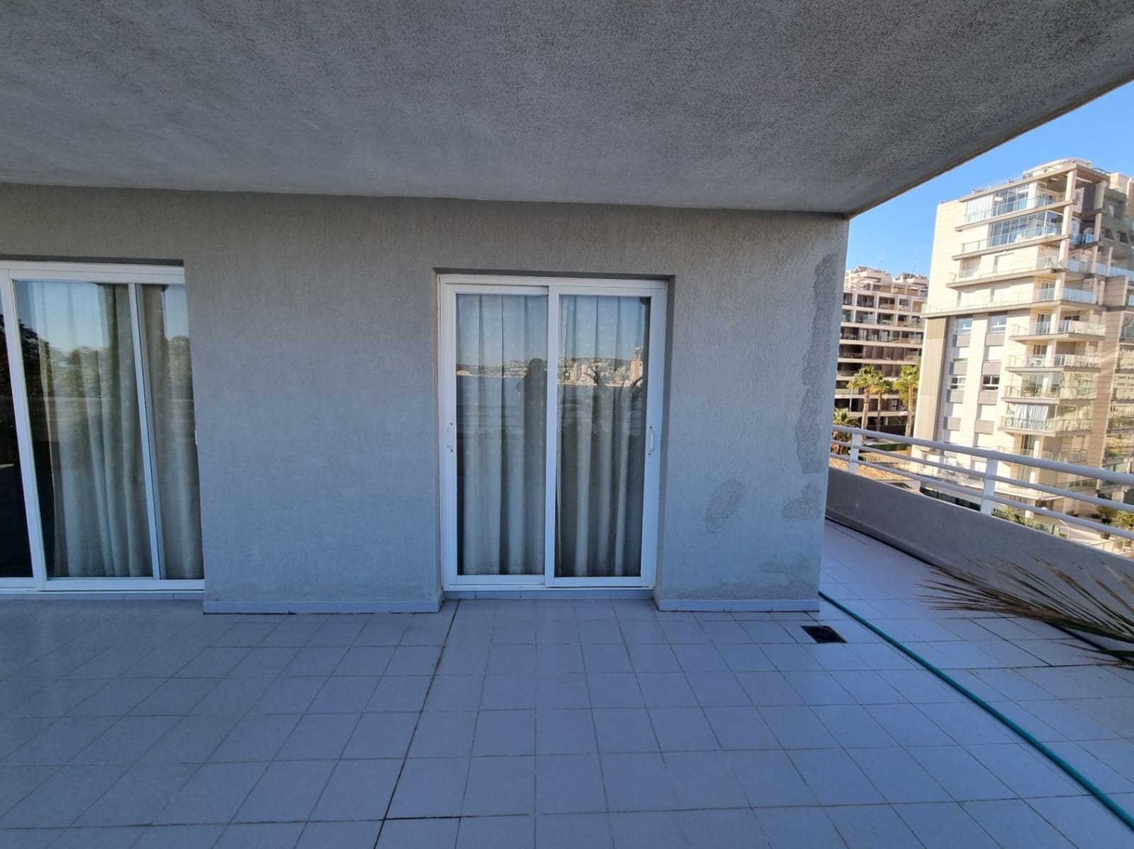 2 sypialnia Apartament na sprzedaż w Calpe / Calp z basenem garażem - 1 600 000 € (Ref: 9547620)