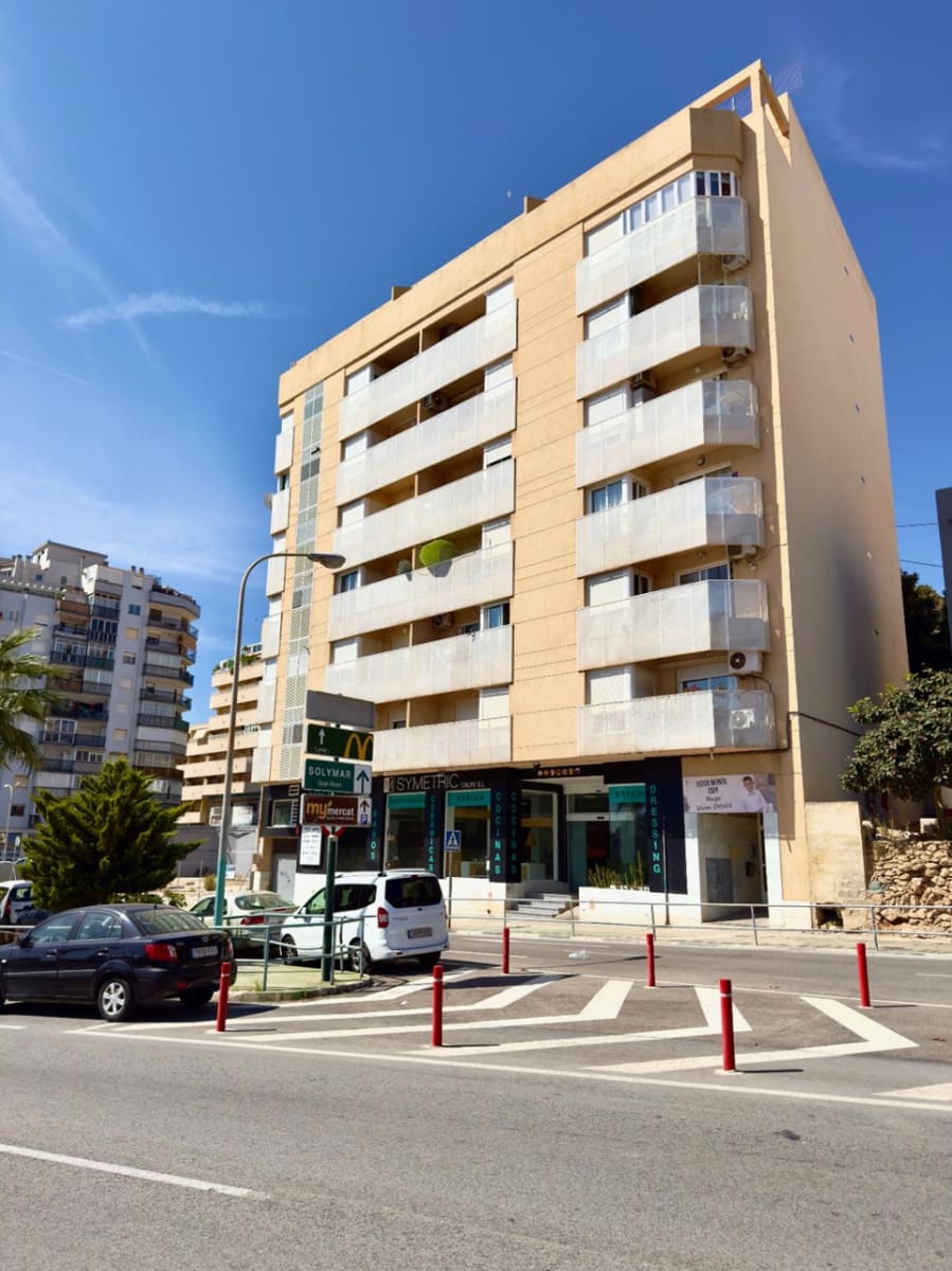 3 makuuhuone Huoneisto myytävänä paikassa Calpe / Calp mukana uima-altaan - 290 000 € (Ref: 9550821)