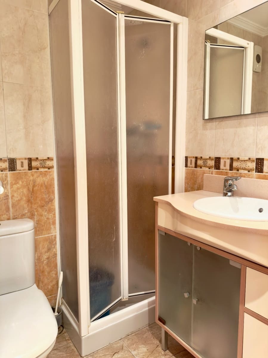 3 makuuhuone Huoneisto myytävänä paikassa Calpe / Calp mukana uima-altaan - 290 000 € (Ref: 9550821)