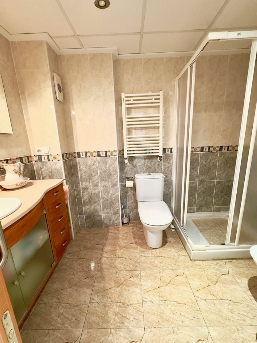 3 makuuhuone Huoneisto myytävänä paikassa Calpe / Calp mukana uima-altaan - 290 000 € (Ref: 9550821)