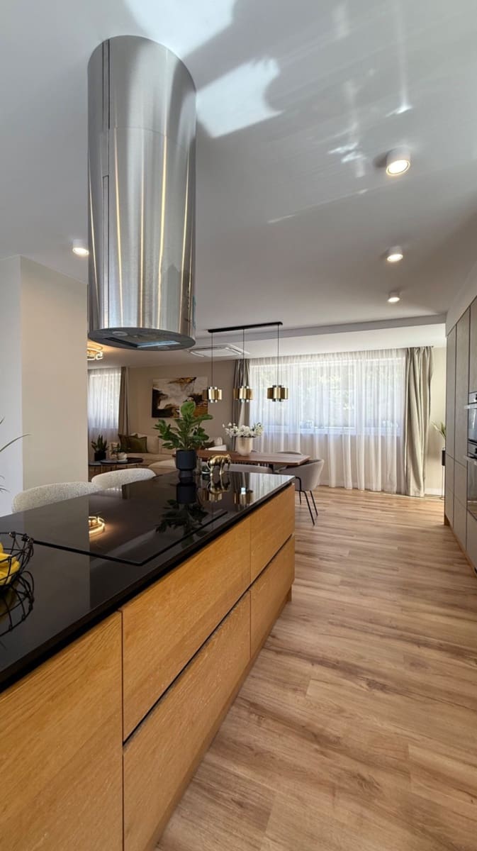 4 soveværelse Villa til salg i Calpe / Calp med swimmingpool - € 1.090.000 (Ref: 9560919)