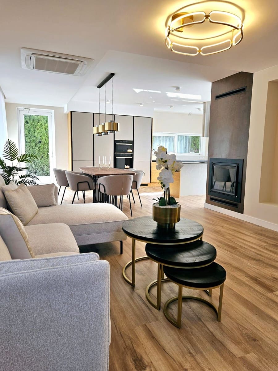 4 soveværelse Villa til salg i Calpe / Calp med swimmingpool - € 1.090.000 (Ref: 9560919)