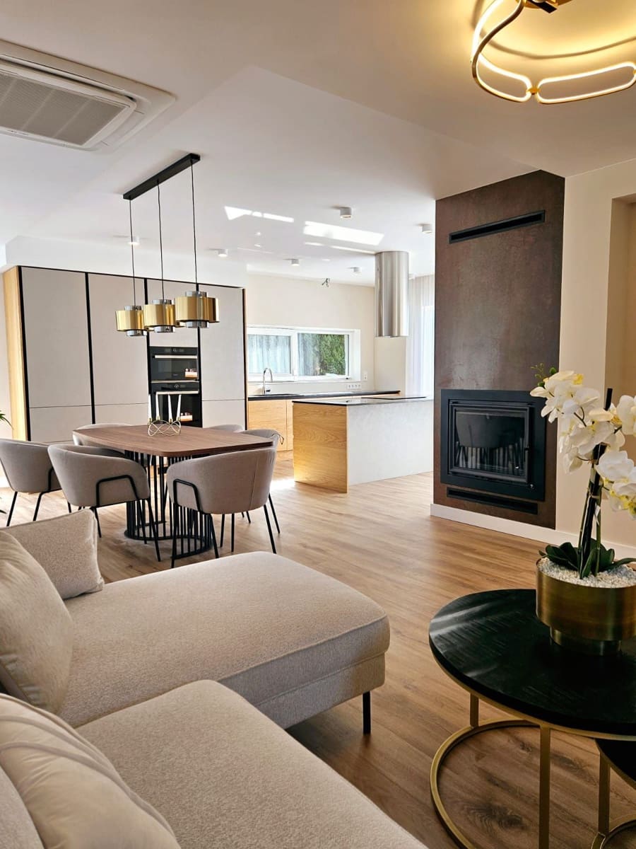 4 soveværelse Villa til salg i Calpe / Calp med swimmingpool - € 1.090.000 (Ref: 9560919)