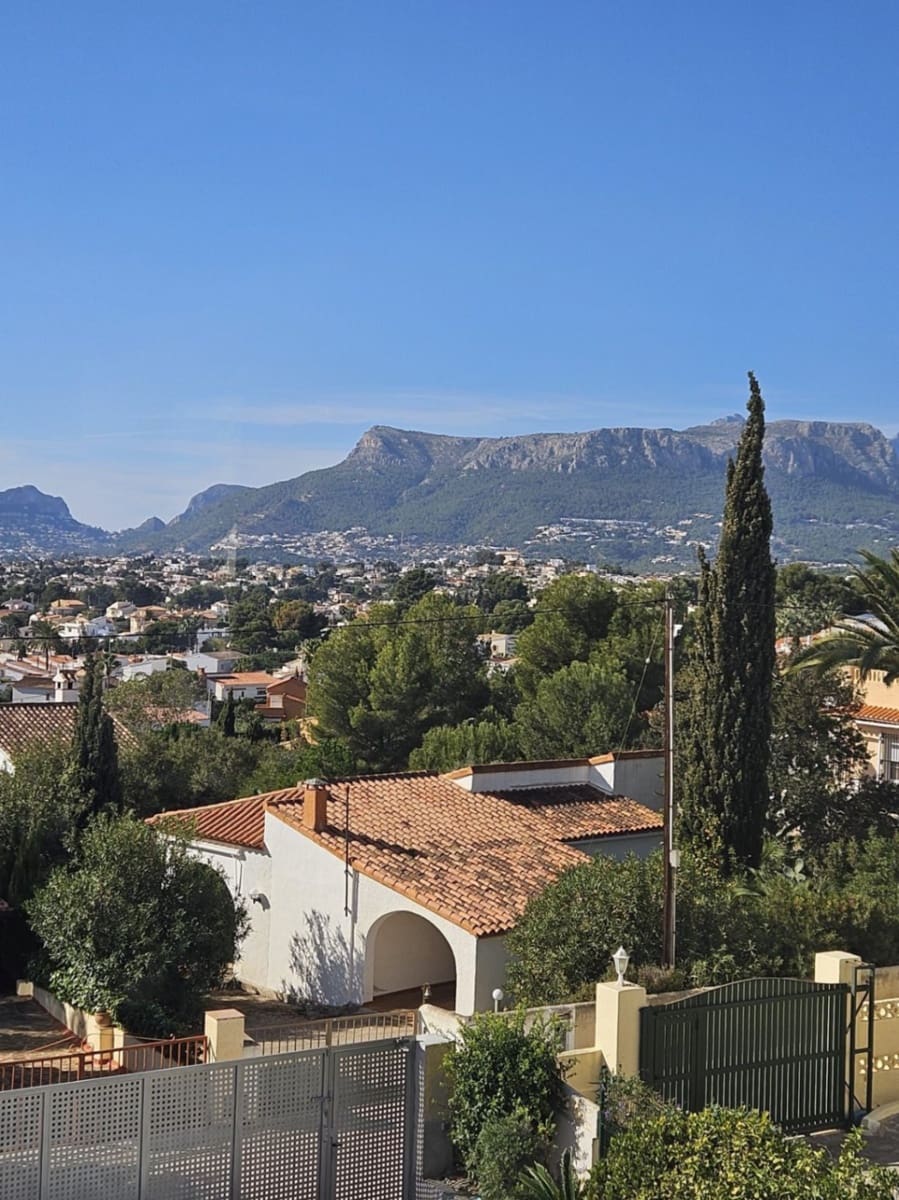 4 soveværelse Villa til salg i Calpe / Calp med swimmingpool - € 1.090.000 (Ref: 9560919)