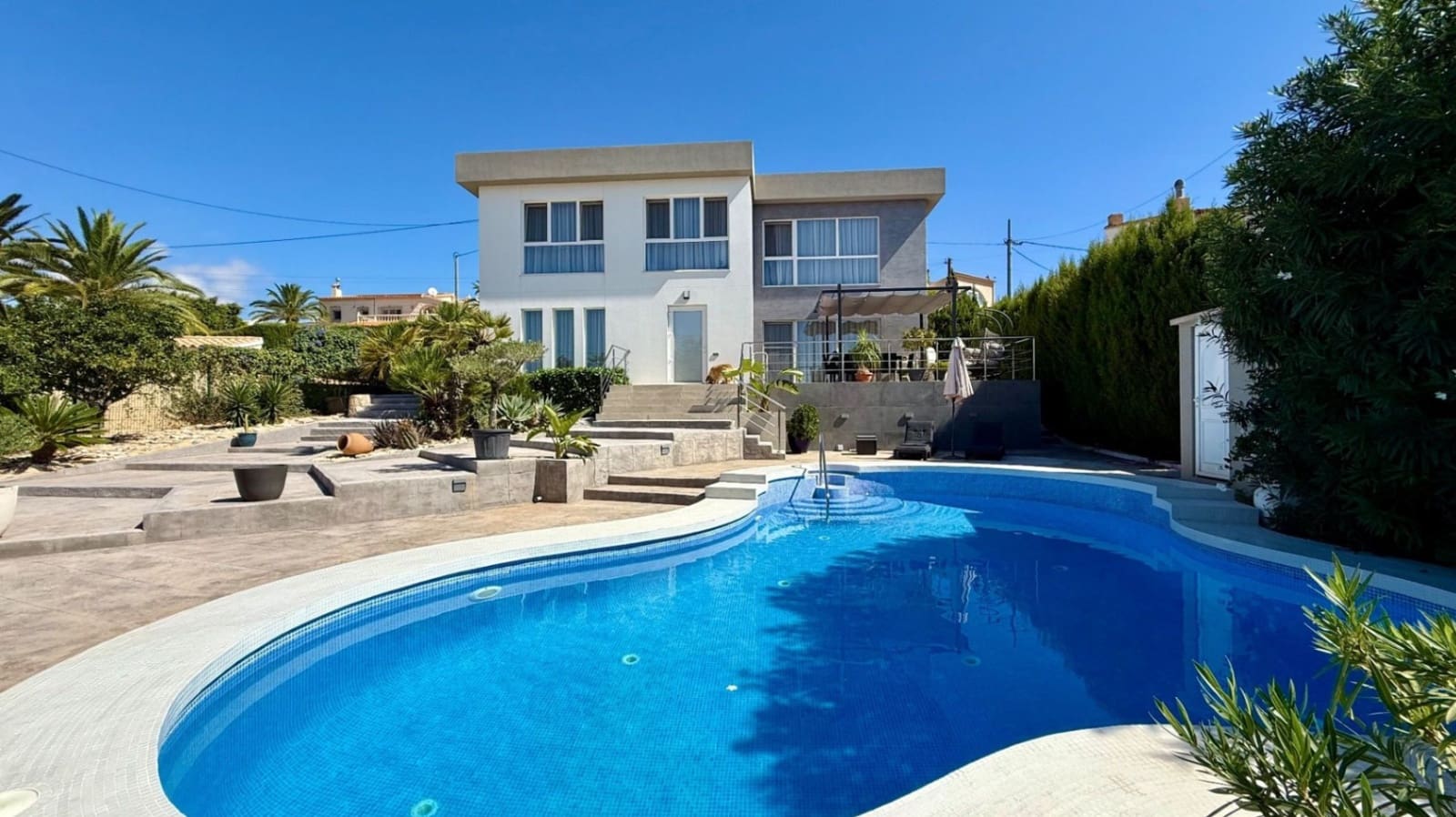4 soveværelse Villa til salg i Calpe / Calp med swimmingpool - € 1.090.000 (Ref: 9560919)
