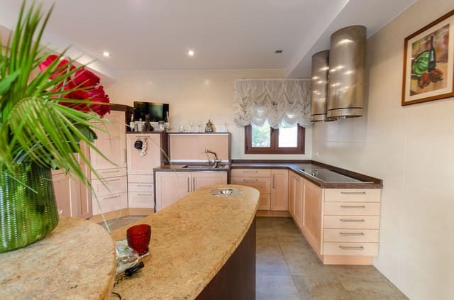 7 quarto Moradia para venda em Altea com piscina garagem - 2 500 000 € (Ref: 9564332)