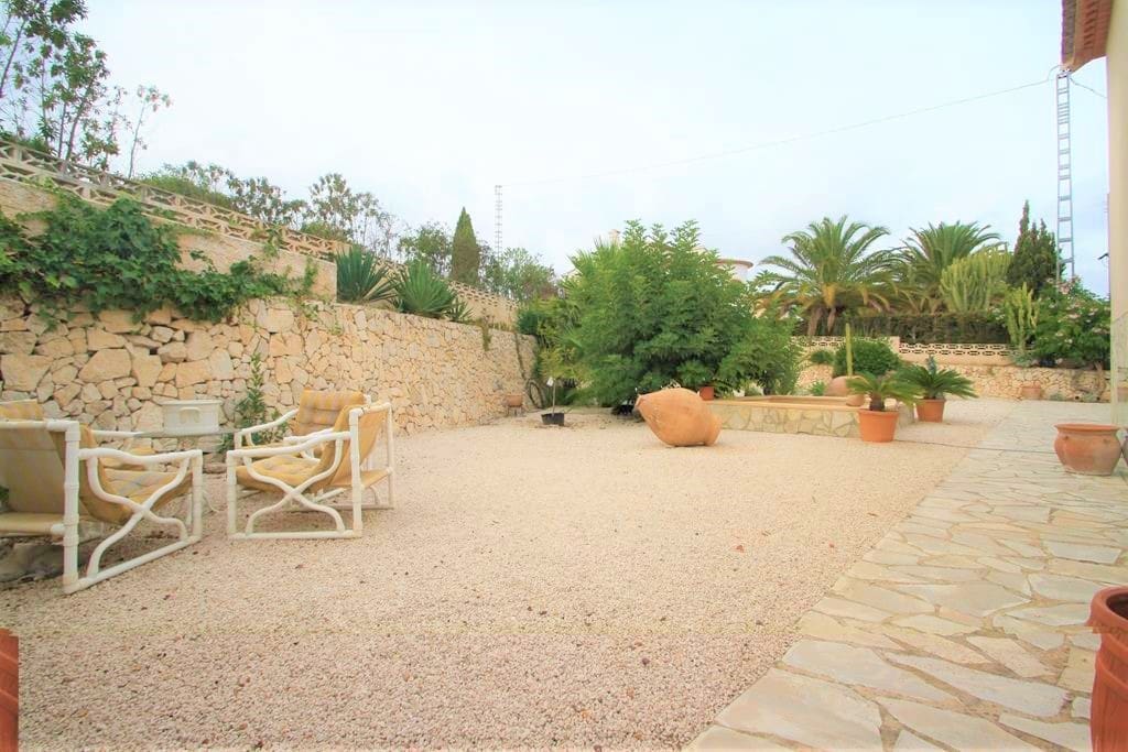 3 bedroom Villa for sale in Calpe / Calp with pool garage - € 650,000 (Ref: 9564334)