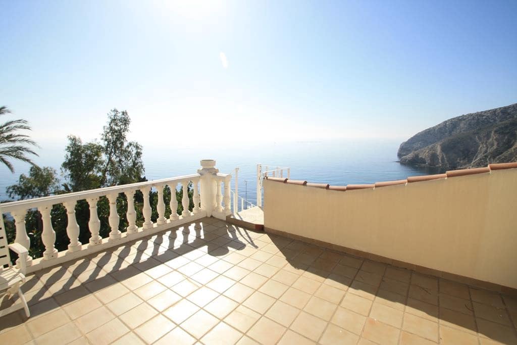 4 quarto Moradia para venda em Calpe / Calp com piscina - 950 000 € (Ref: 9564335)