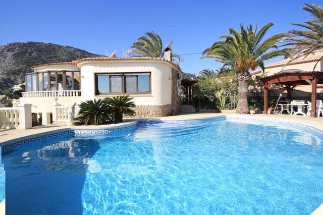 4 quarto Moradia para venda em Maryvilla, Calpe / Calp com piscina - 950 000 € (Ref: 9564335)