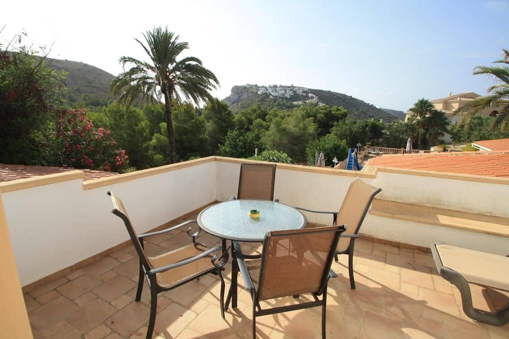 6 makuuhuone Huvila myytävänä paikassa Moraira mukana uima-altaan 
autotalli - 1 100 000 € (Ref: 9564337)