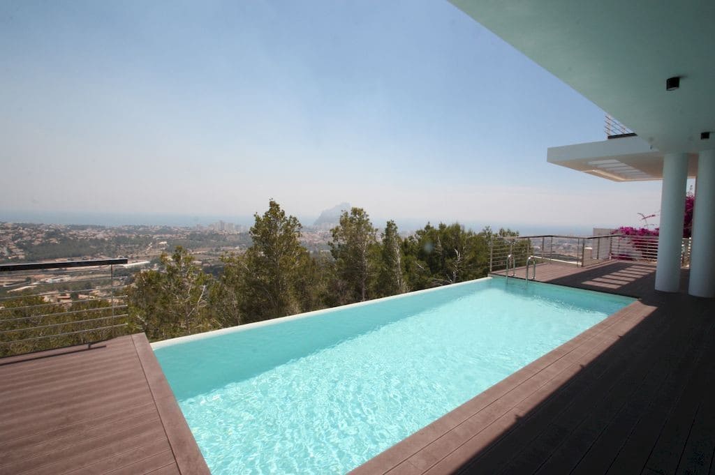 6 chambre Villa/Maison à vendre à Calpe / Calp avec piscine garage - 1 950 000 € (Ref: 9564339)