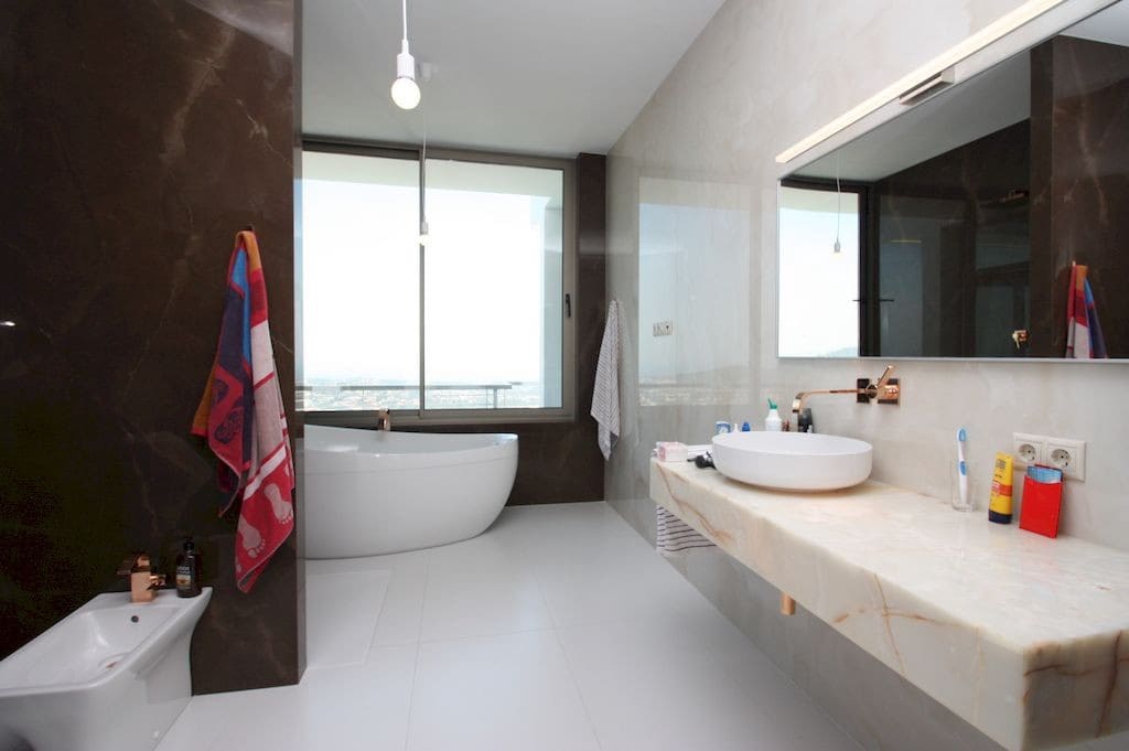 6 chambre Villa/Maison à vendre à Calpe / Calp avec piscine garage - 1 950 000 € (Ref: 9564339)