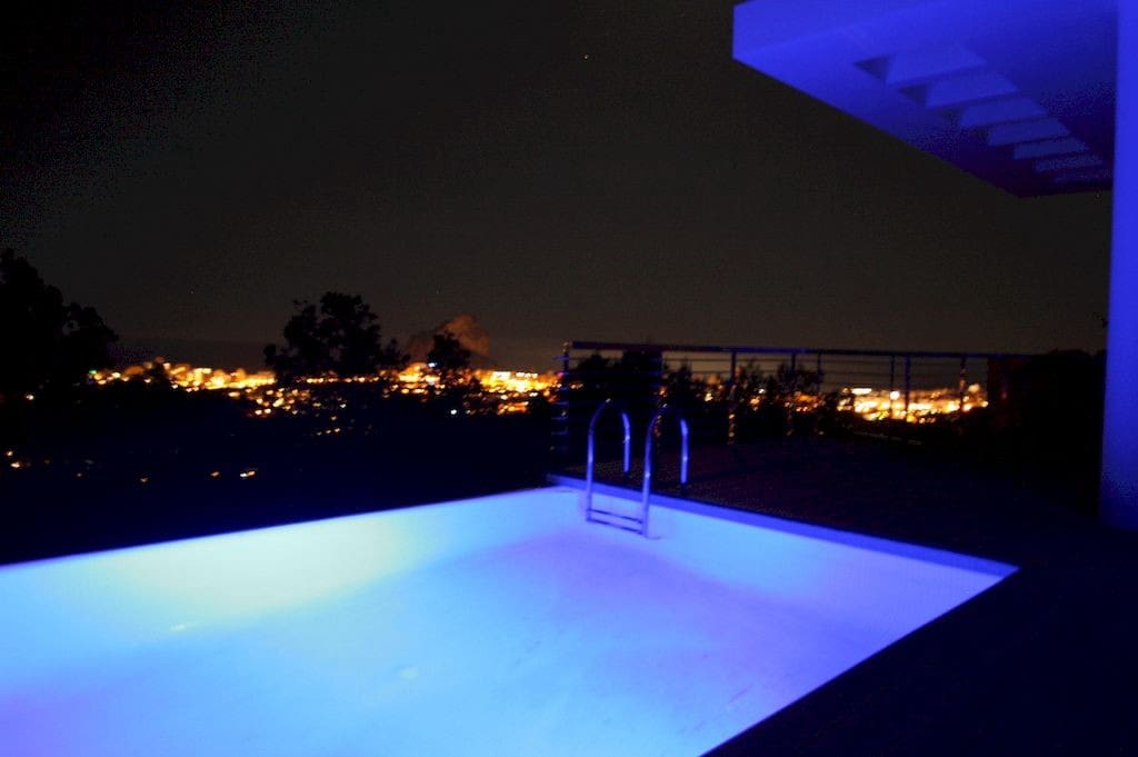 6 chambre Villa/Maison à vendre à Calpe / Calp avec piscine garage - 1 950 000 € (Ref: 9564339)