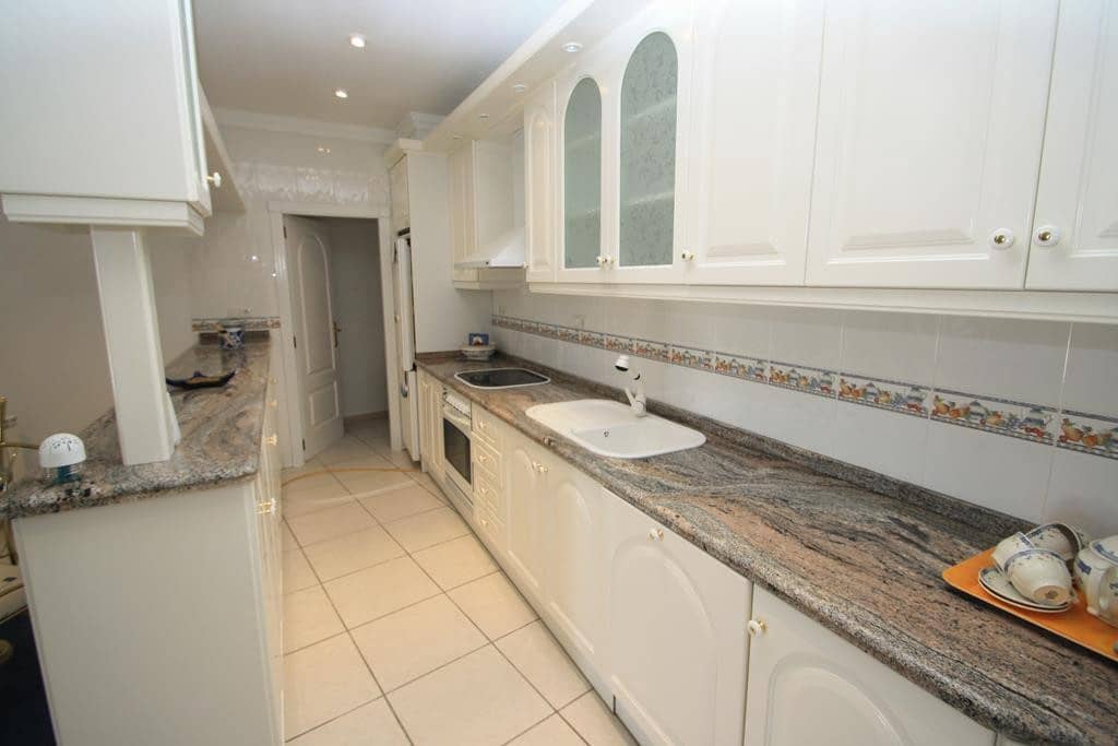 5 soverom Villa til salgs i Calpe / Calp med svømmebasseng garasje - € 1 500 000 (Ref: 9564340)