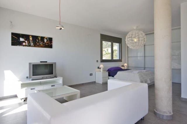 5 soveværelse Villa til salg i Canuta, Calpe / Calp med swimmingpool garage - € 750.000 (Ref: 9564343)