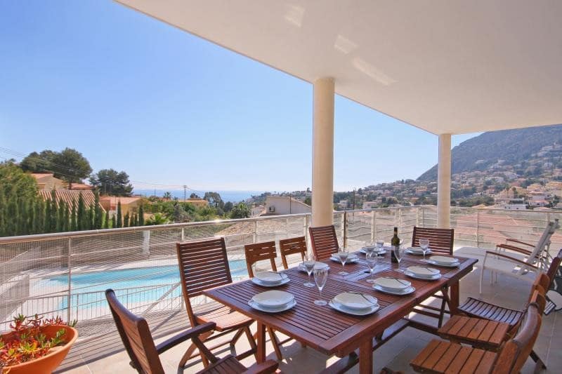 5 soveværelse Villa til salg i Calpe / Calp med swimmingpool garage - € 750.000 (Ref: 9564343)