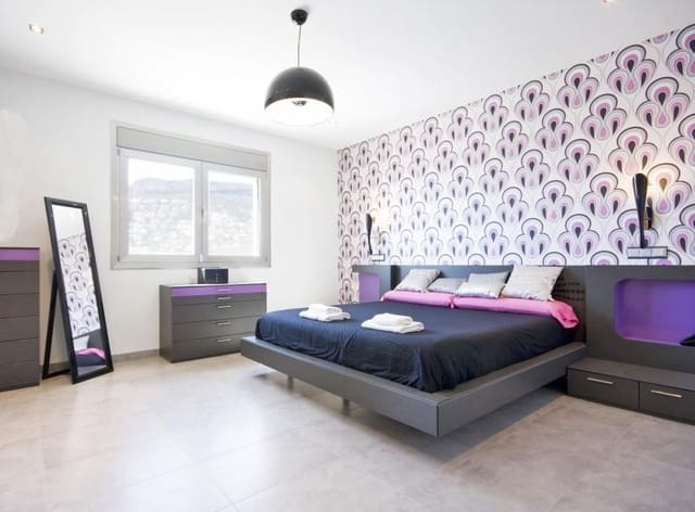 5 soveværelse Villa til salg i Canuta, Calpe / Calp med swimmingpool garage - € 750.000 (Ref: 9564343)