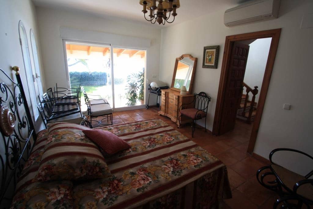 4 chambre Villa/Maison à vendre à Calpe / Calp avec piscine garage - 2 500 000 € (Ref: 9564344)