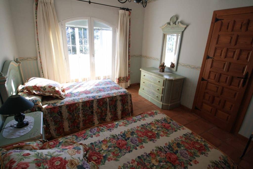 4 chambre Villa/Maison à vendre à Calpe / Calp avec piscine garage - 2 500 000 € (Ref: 9564344)