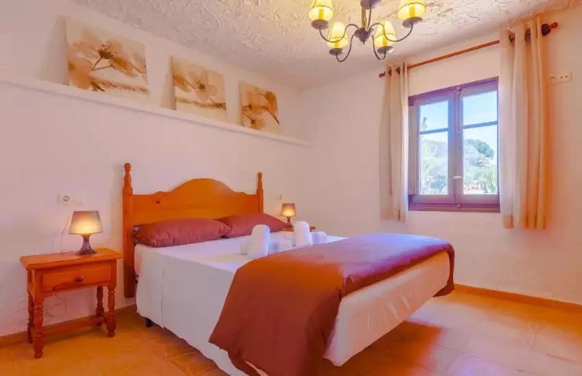 5 chambre Villa/Maison à vendre à Calpe / Calp avec piscine garage - 710 000 € (Ref: 9564347)