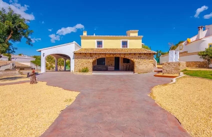 5 chambre Villa/Maison à vendre à Calpe / Calp avec piscine garage - 710 000 € (Ref: 9564347)