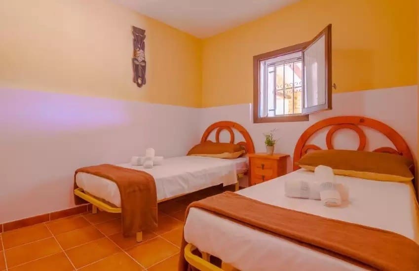 5 chambre Villa/Maison à vendre à Calpe / Calp avec piscine garage - 710 000 € (Ref: 9564347)