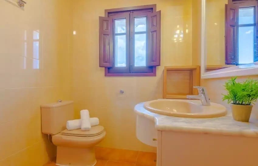 5 chambre Villa/Maison à vendre à Calpe / Calp avec piscine garage - 710 000 € (Ref: 9564347)