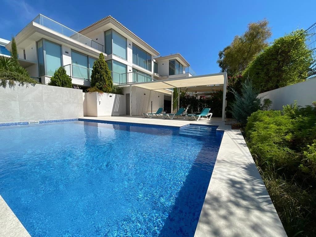 5 chambre Villa/Maison à vendre à Calpe / Calp avec piscine garage - 1 980 000 € (Ref: 9568043)