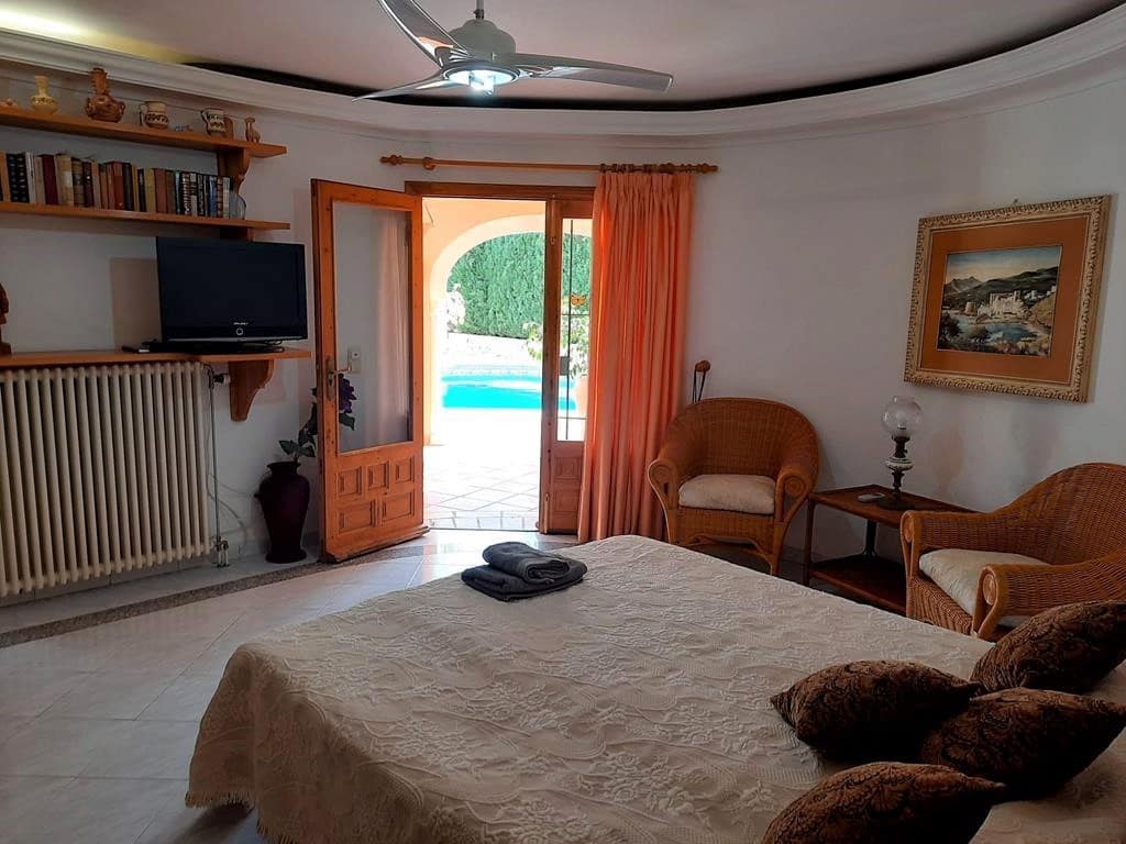 8 sypialnia Willa na sprzedaż w Benissa z basenem garażem - 795 000 € (Ref: 9590724)