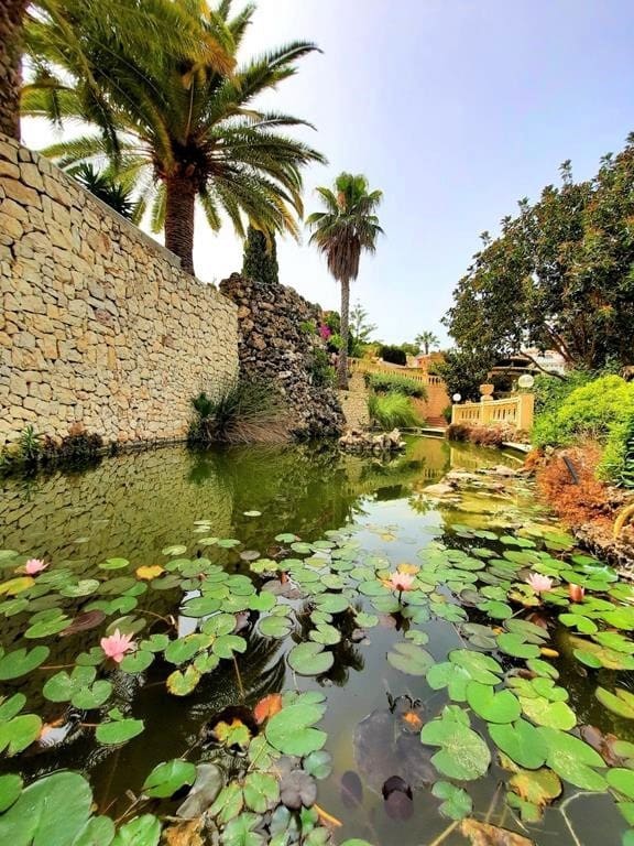 8 sypialnia Willa na sprzedaż w Benissa z basenem garażem - 795 000 € (Ref: 9590724)