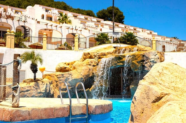 Casa de 1 habitación en Cometa - Carrió, Calpe / Calp en venta con piscina - 185.000 € (Ref: 9594669)