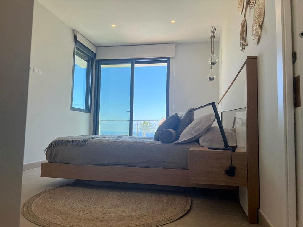 4 slaapkamer Villa te koop in Calpe / Calp met zwembad garage - € 1.900.000 (Ref: 9594671)