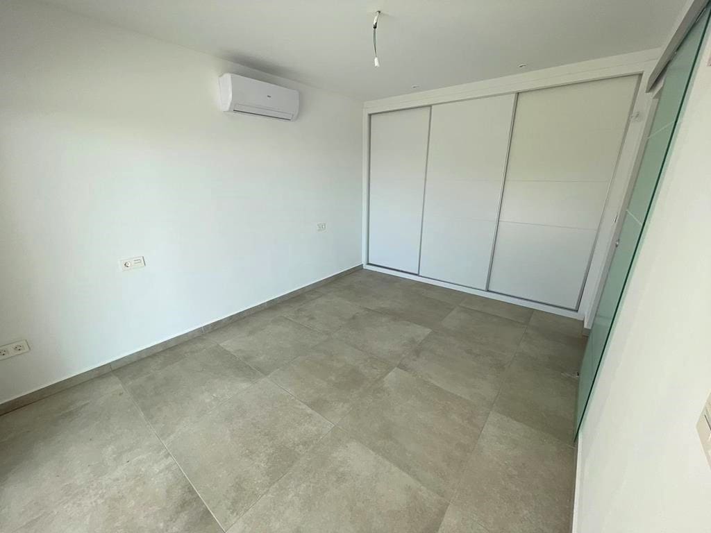 4 makuuhuone Huvila myytävänä paikassa Altea mukana uima-altaan 
autotalli - 1 290 000 € (Ref: 9594672)