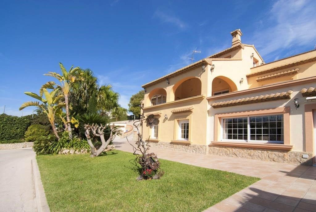 7 sypialnia Willa na sprzedaż w Benissa z basenem garażem - 1 295 000 € (Ref: 9594673)