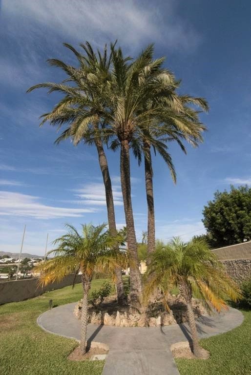 7 sypialnia Willa na sprzedaż w Benissa z basenem garażem - 1 295 000 € (Ref: 9594673)