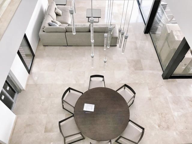 4 makuuhuone Huvila myytävänä paikassa Altea mukana uima-altaan 
autotalli - 2 000 000 € (Ref: 9594677)