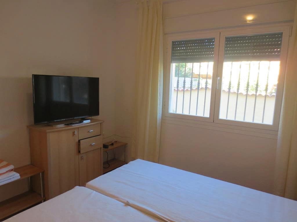 5 soverom Villa til salgs i Calpe / Calp med svømmebasseng garasje - € 749 000 (Ref: 9594678)