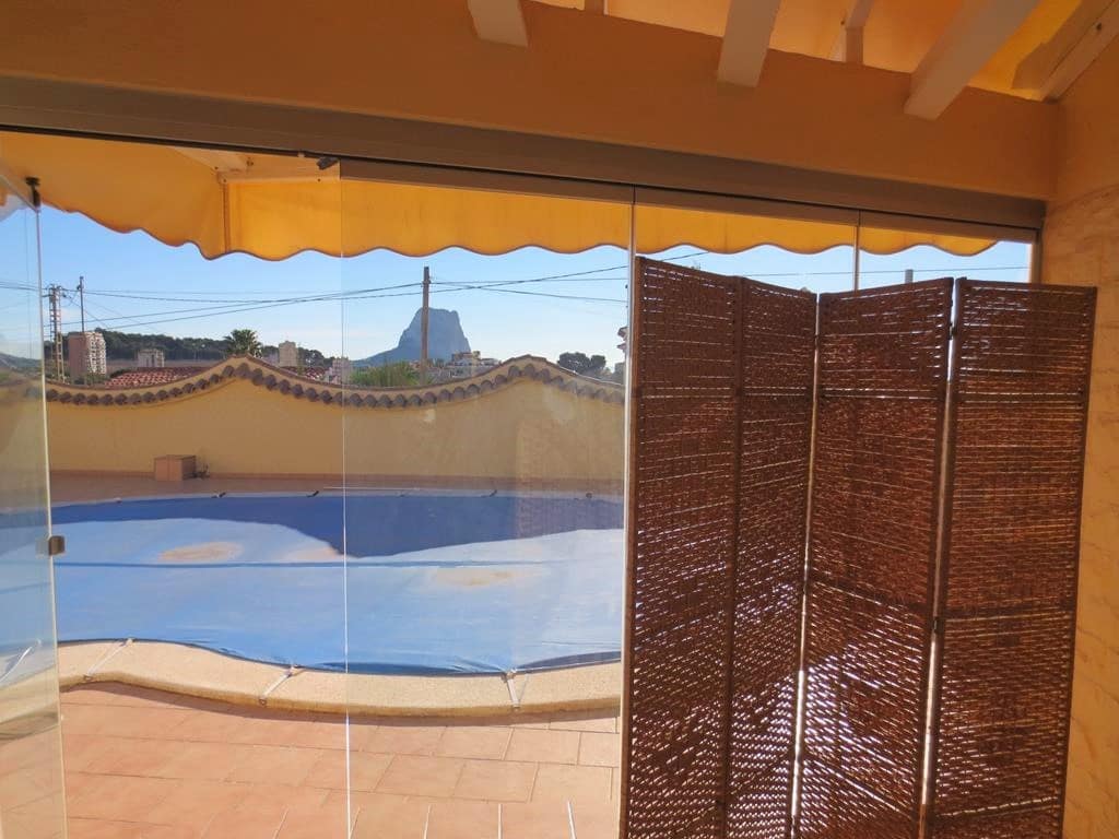 5 soverom Villa til salgs i Calpe / Calp med svømmebasseng garasje - € 749 000 (Ref: 9594678)