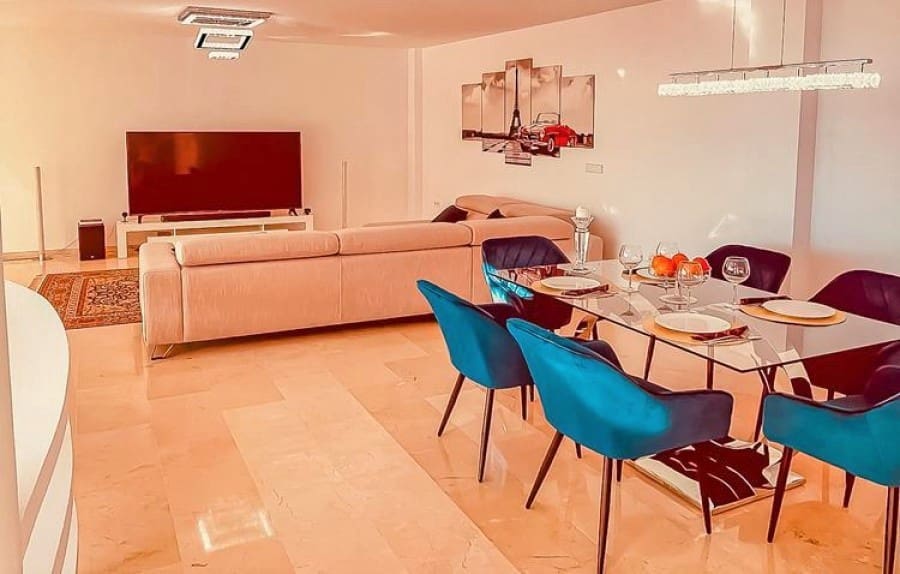 4 makuuhuone Huvila myytävänä paikassa Altea mukana uima-altaan 
autotalli - 1 166 500 € (Ref: 9594679)