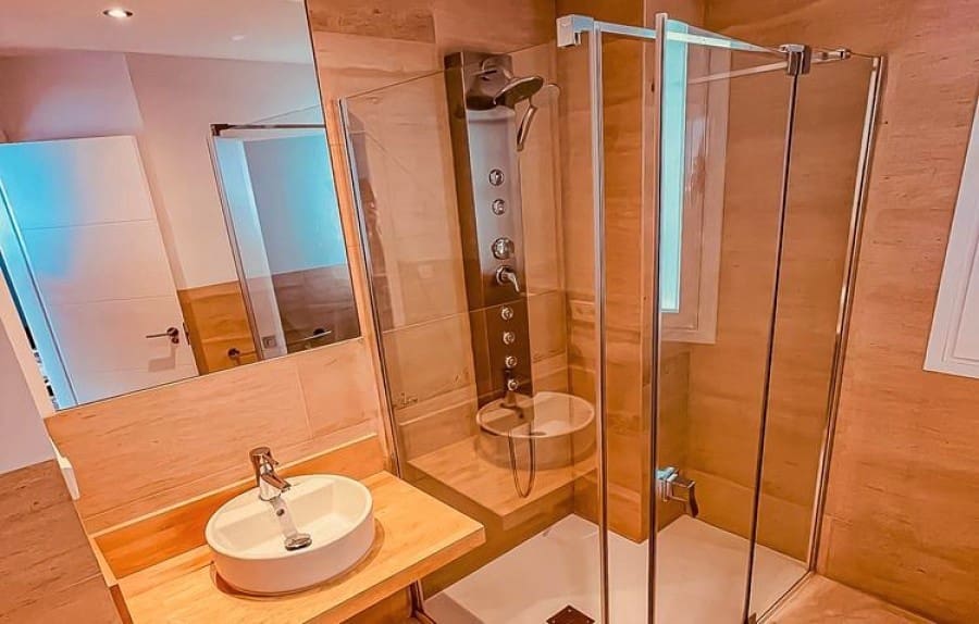 4 makuuhuone Huvila myytävänä paikassa Altea mukana uima-altaan 
autotalli - 1 166 500 € (Ref: 9594679)