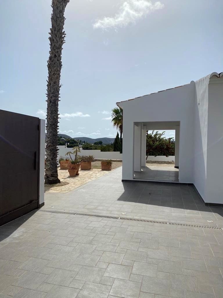 3 soveværelse Villa til salg i Moraira med swimmingpool garage - € 1.440.000 (Ref: 9594680)