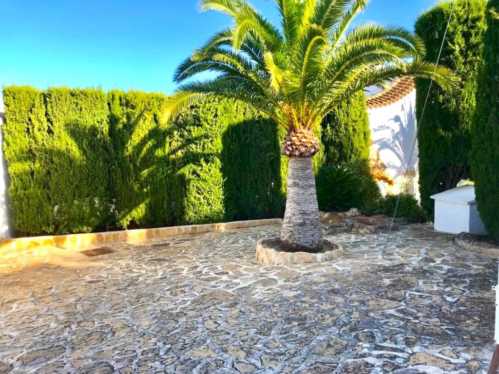 8 slaapkamer Villa te koop in Calpe / Calp met zwembad garage - € 790.000 (Ref: 9594681)