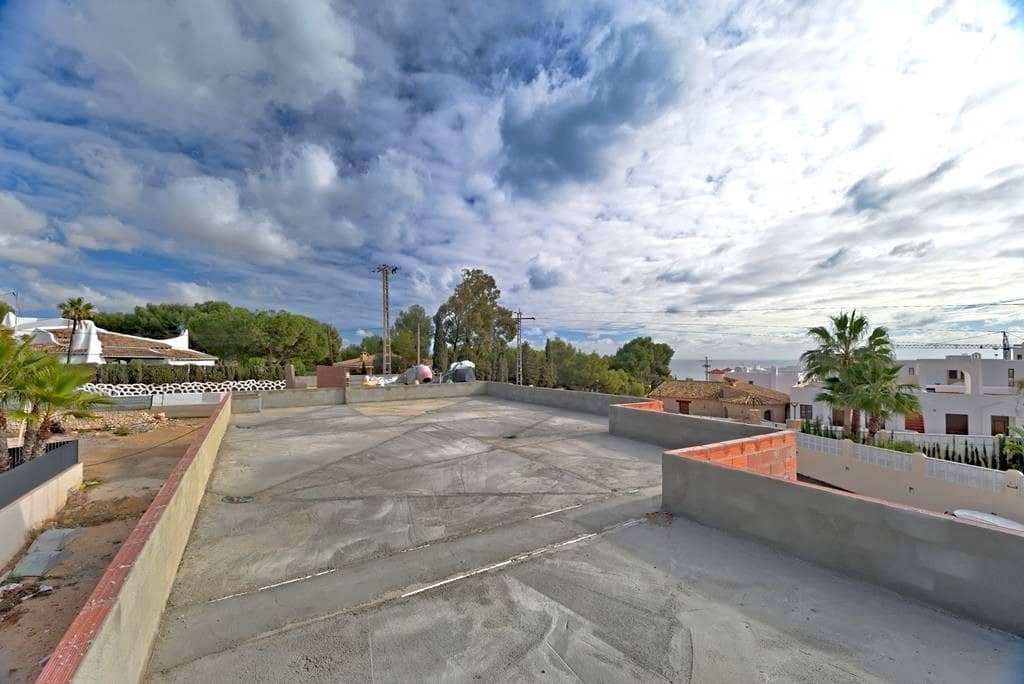 4 slaapkamer Villa te koop in Calpe / Calp met zwembad garage - € 1.599.000 (Ref: 9594684)